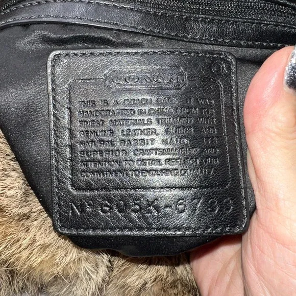 Coach Vintage Black Quilted Fur Trimmed Shoulder Bag Hobo Purse - Picture 5 of 16